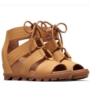 Sorel Joanie II ankle lace sandal